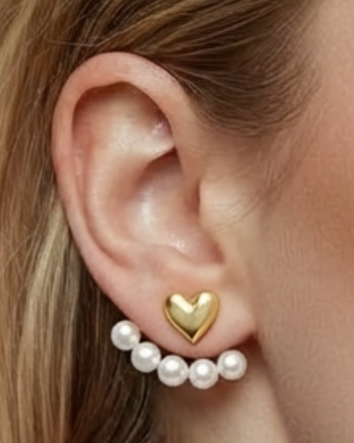 Amoura Gold Pearl Heart