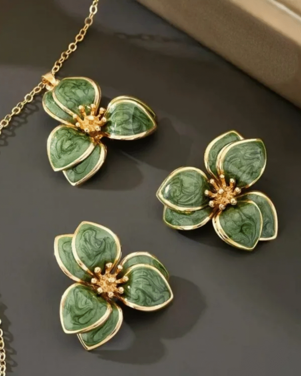 Florea Gold Emerald Set