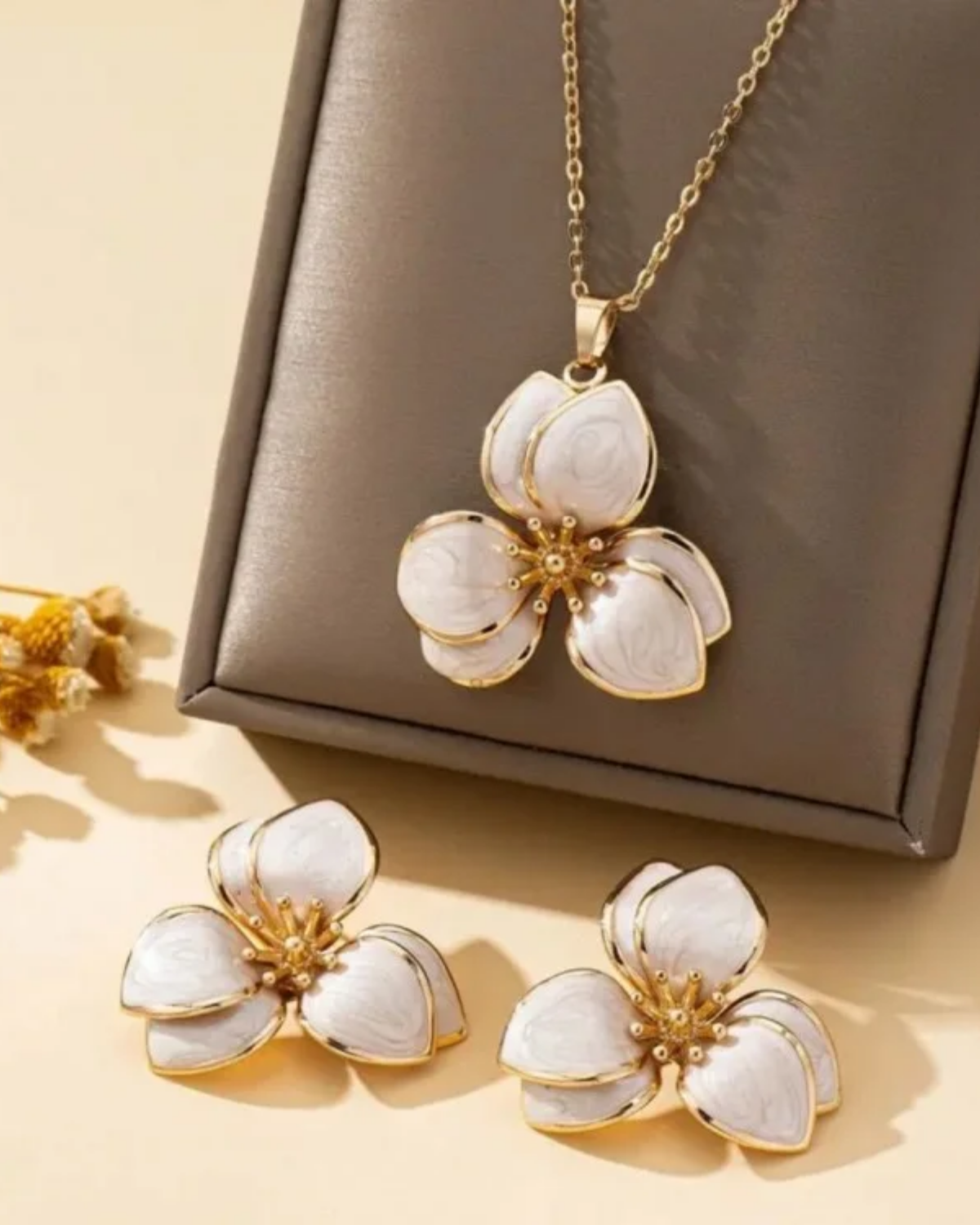 Florea Gold Bloom Set
